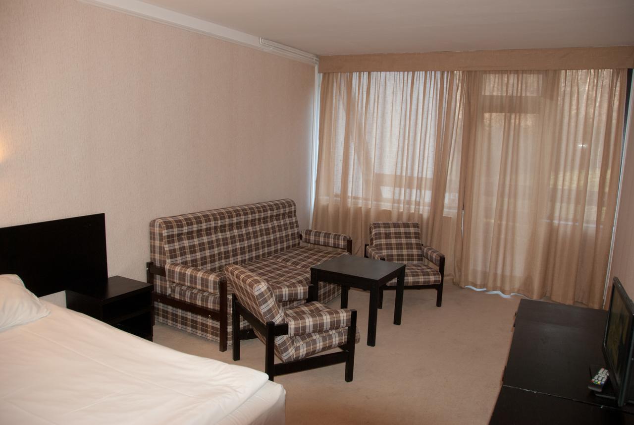 Everest Hotel Etropole Cameră foto